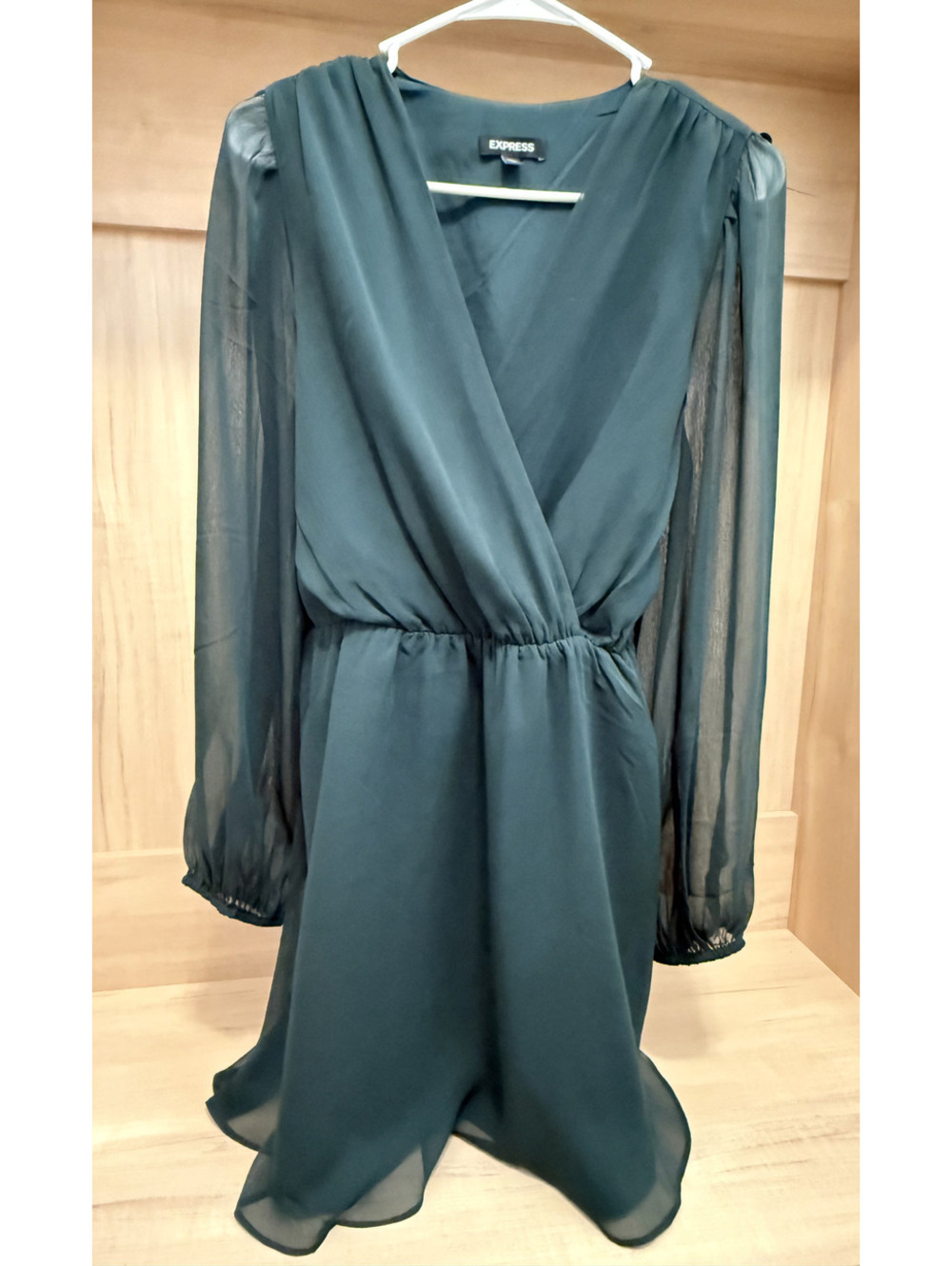 Romantic Forest Green Chiffon Long Sleeve Wrap Dress Tie Waist Elegant